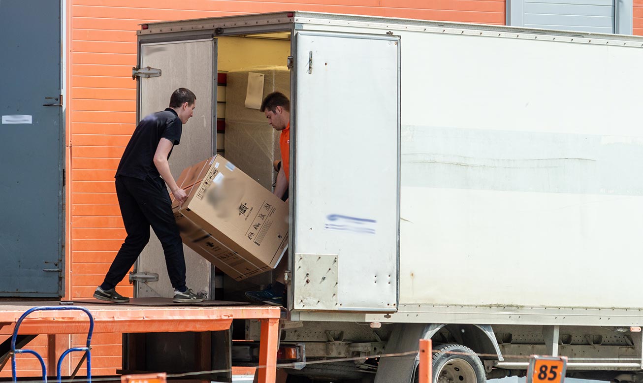 Pop-Up-Delivery-Truck-Loading what is double brokering
