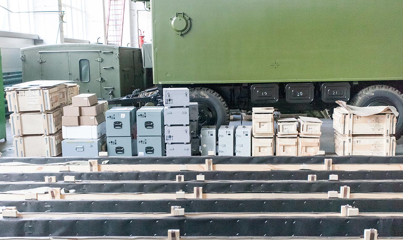 Pop-Up-Military-Equipment military freight