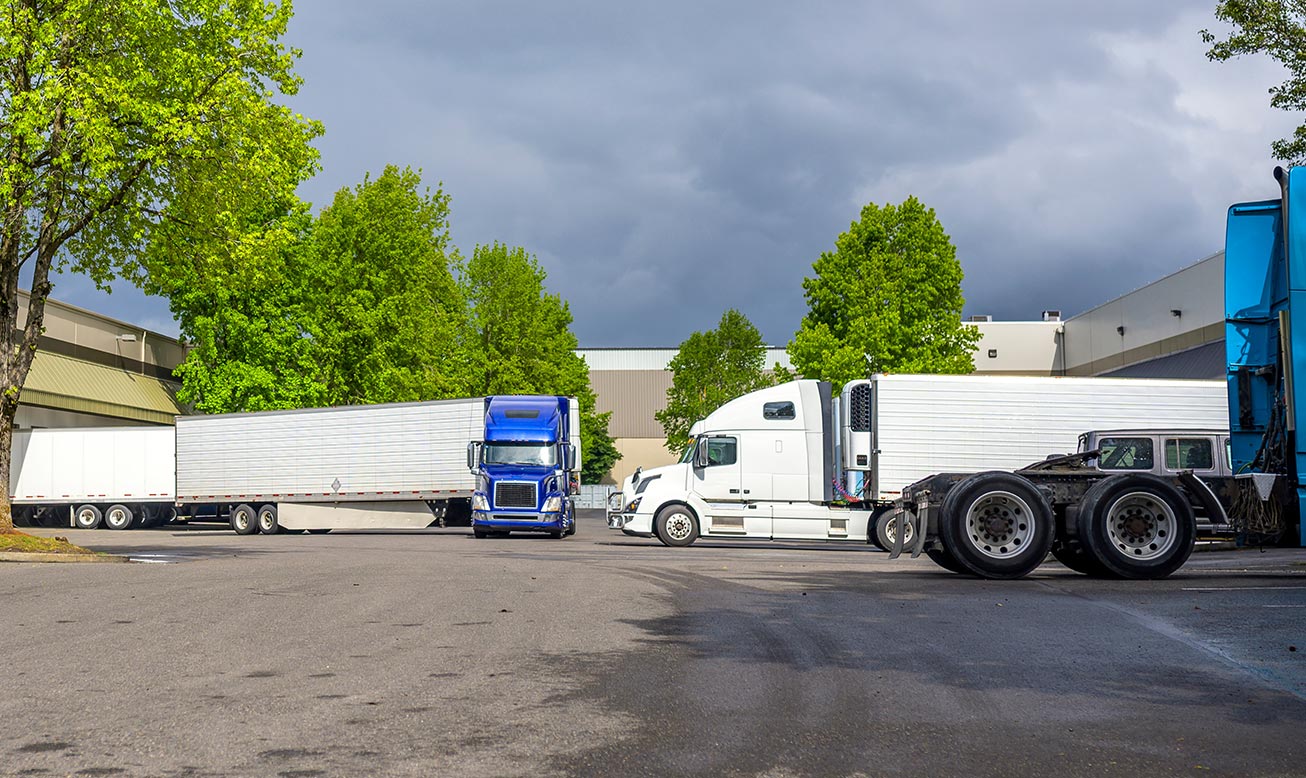 pool distribution center